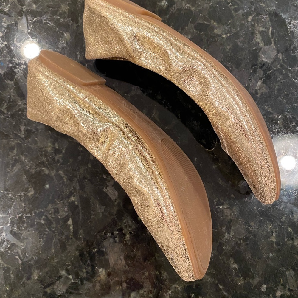 Lucky Brand Gold Women's Ballet Flats 8.5 - Picture 4 of 8